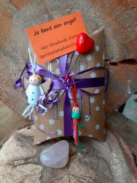 Doosje met rozenkwarts liefdessteen + engel + hart met lieve tekst ' je bent een engel ' - Afbeelding 2