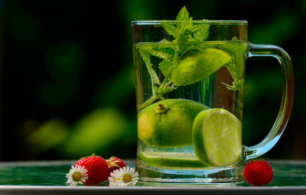 water-kan-fruit