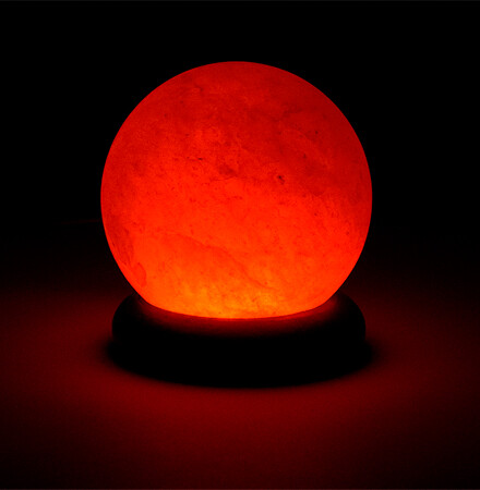 Zoutlampje bolletje met USB aansluiting om computerstraling tegen te gaan, ook nuttig als nachtlampje, vergroot het zelfvertrouwen