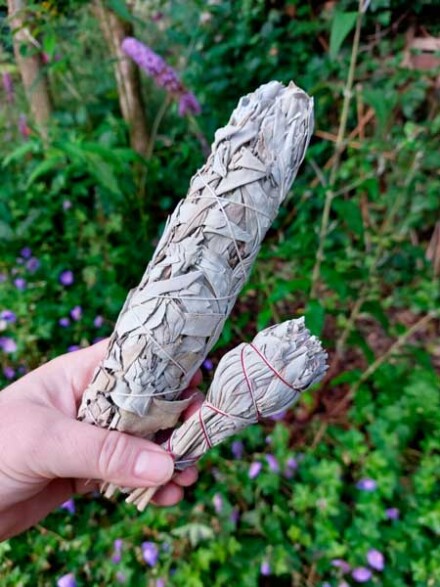 Kleine + grote smudgestick XXL + GRATIS zuiveringsritueel met veel oefeningen