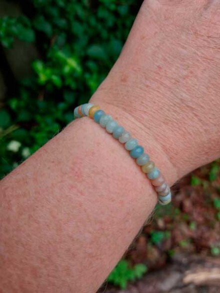 Armband uit amazoniet vergroot je intuïtie en brengt je lichaam weer in balans + zakje - Afbeelding 2