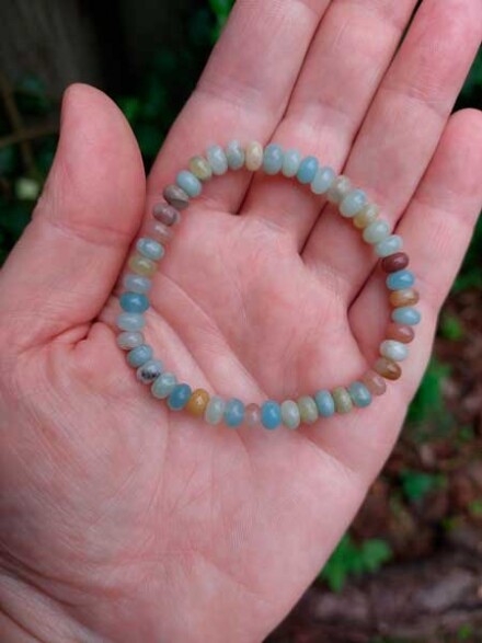 Armband uit amazoniet vergroot je intuïtie en brengt je lichaam weer in balans + zakje - Afbeelding 4