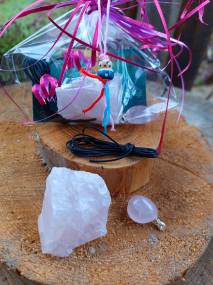 Zakje vol liefde met ruwe brok + hanger uit rozenkwarts voor meer zelfliefde of om kado te geven aan je liefje - Afbeelding 2