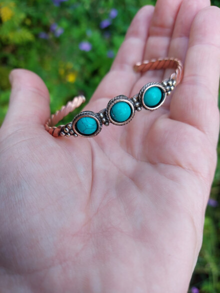 Armband met koper + 3 turquoise stenen, tegen negativiteit, tegen straling, ondersteunt pijnlijke gewrichtsklachten - Afbeelding 3