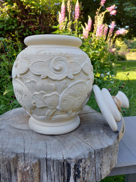 Urnpot met liefde met de hand vervaardigd met vissen en bloemen / LAATSTE - Afbeelding 2