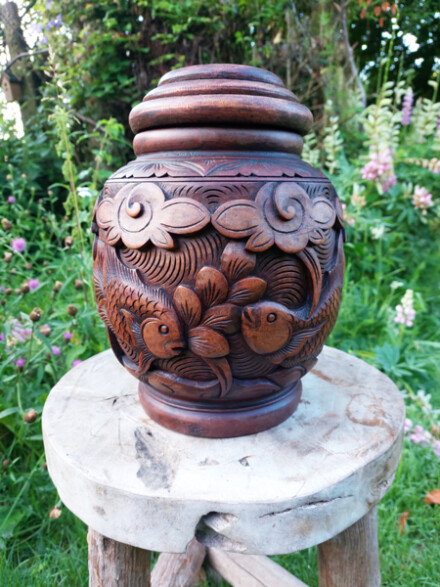Urnpot met liefde met de hand vervaardigd met vissen en bloemen uit hout / LAATSTE - Afbeelding 11