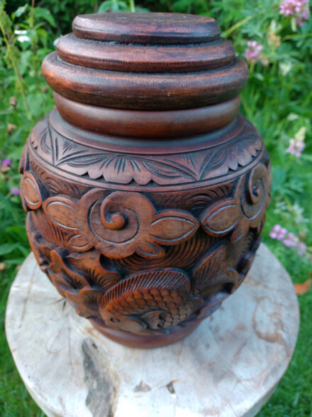 Urnpot met liefde met de hand vervaardigd met vissen en bloemen uit hout / LAATSTE - Afbeelding 5