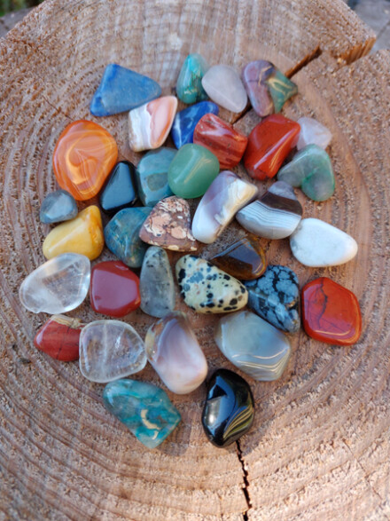 100 gram edelstenen en mineralen voor het energetisch verhogen van kraanwater, ook leuk voor je kids om uit te delen + zakje
