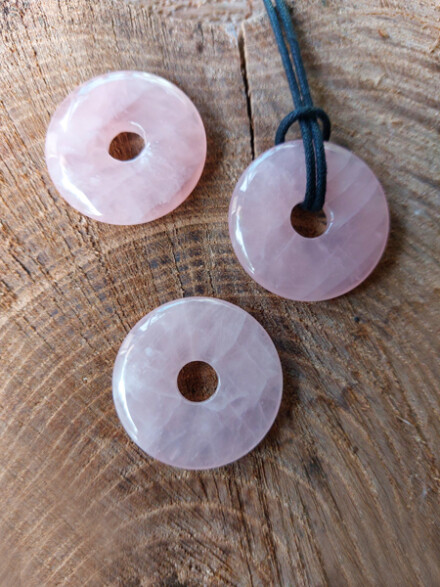 Rozenkwarts hanger donut, ze vergroot je zelfliefde en je zelfvertrouwen, hersteld je hart na een hartaanval + koord + zakje - Afbeelding 5