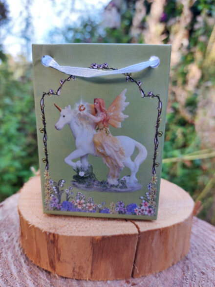 Eenhoorn met een Fee om je kind te beschermen, voor liefde, inspiratie, lichtheid en vol levensenergie + tasje - Afbeelding 10
