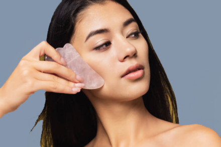Bergkristal Gua Sha massage steen als hart, ze stimuleert de bloedcirculatie voor een strakkere huid + doosje - Afbeelding 5