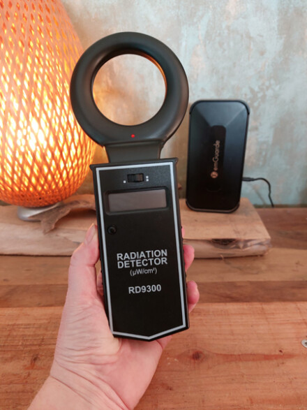 EMF Radiation Detector ( Stralings Detector ) - aléén te koop in combi met een Emguarde! - Afbeelding 7