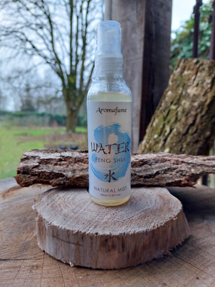 Spray water feng shui luchtverfrisser met pure olien, verkwikkende energie van gemak, puurheid en verfrissing