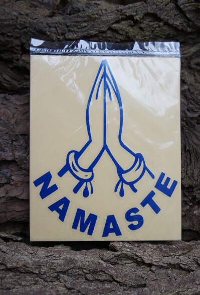 Sticker '' Namasté '', voor begroeting, respect, welkom, ik eer je / LAATSTE