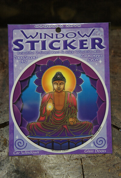 Raamsticker met een verlichte Boeddha, mooi op een raam, op je laptop, op een autoruit